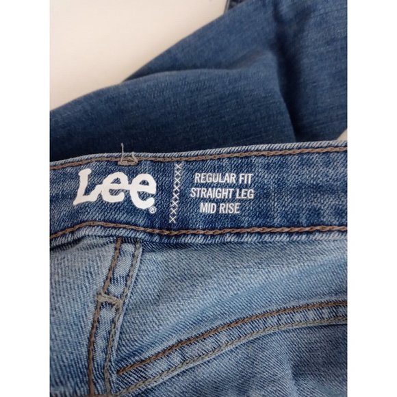 NWT Lee Straight Leg Regular Fit Distressed Whiskered Jeans Size 18P Inseam 25" - Picture 9 of 11